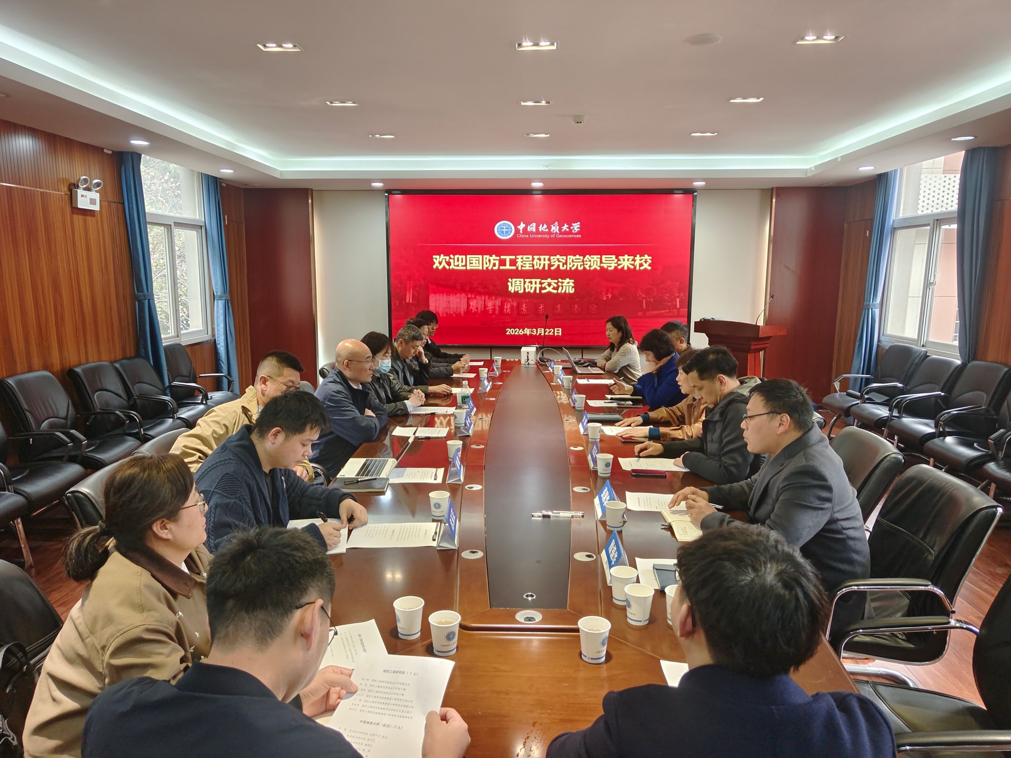 365英国上市集团